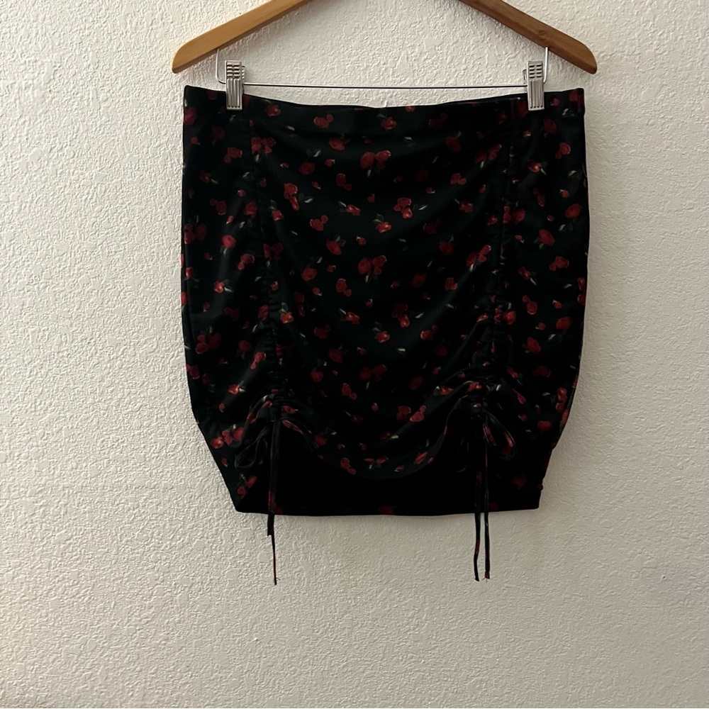 J for Justify Black and Pink Bubble Mini Skirt